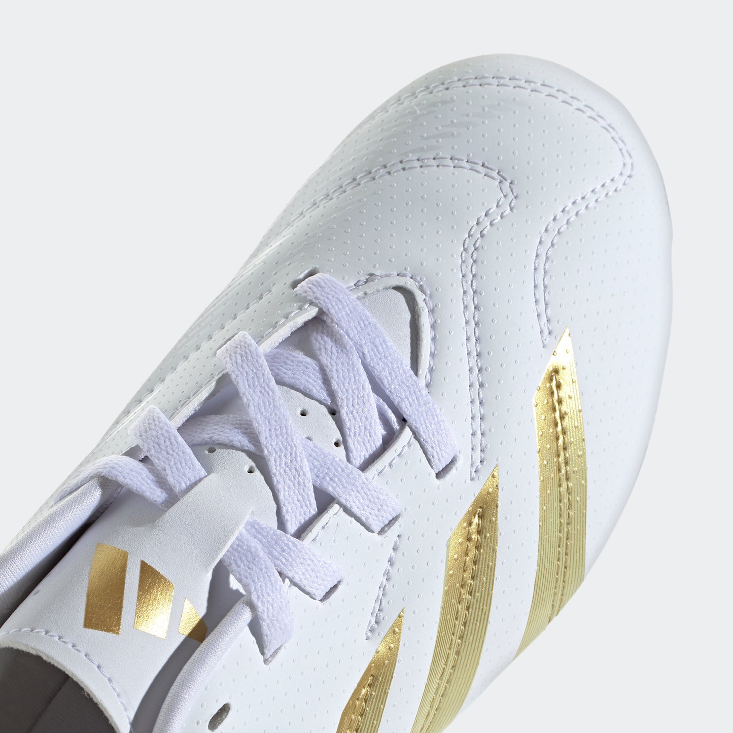 adidas PREDATOR CLUB Flexible Ground Cleats | Cloud White-Metallic Gold | Kid's Unisex