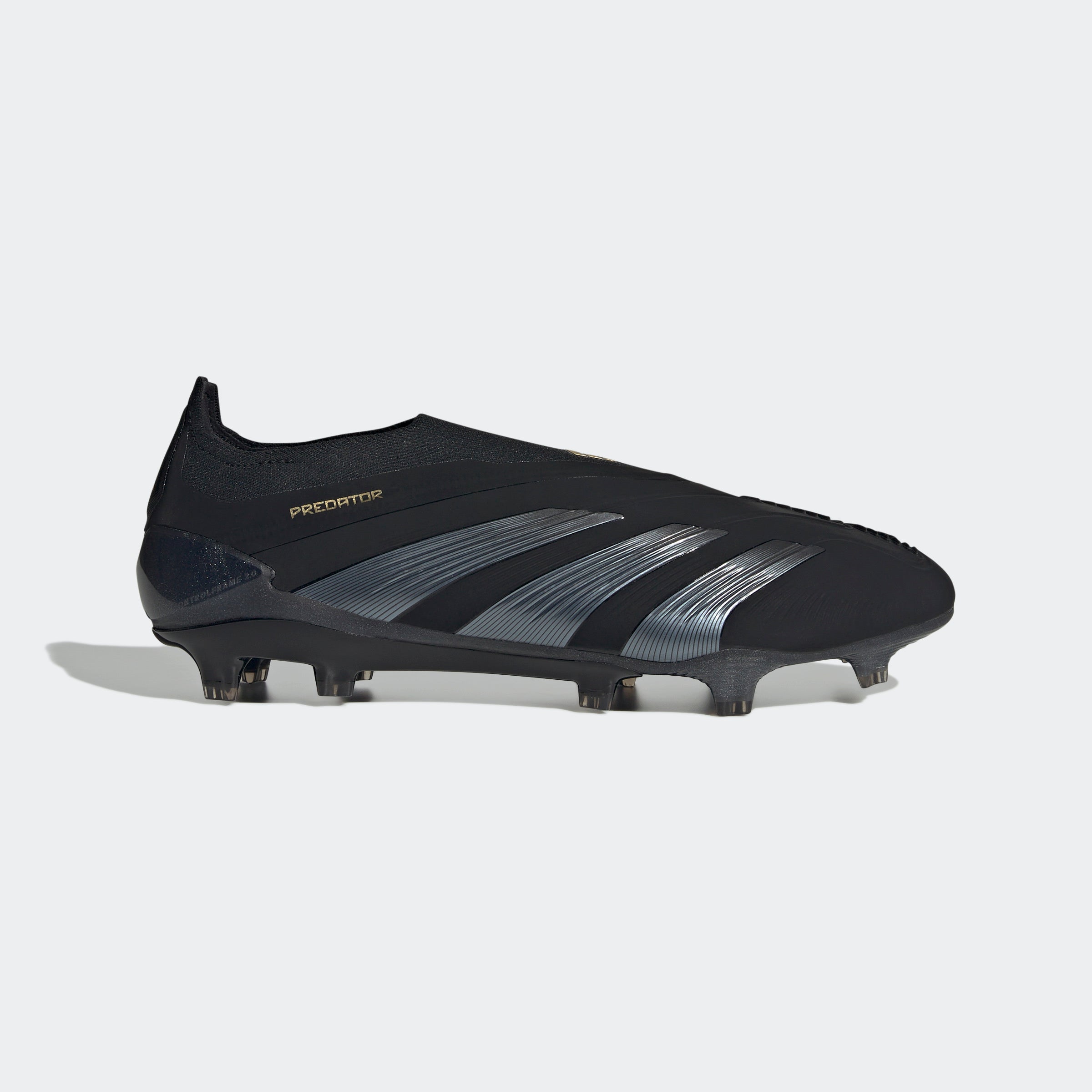 Laceless soccer shoes best sale